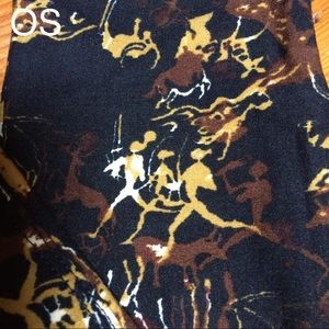 Amazing🦄 LuLaRoe OS tribal print leggings!